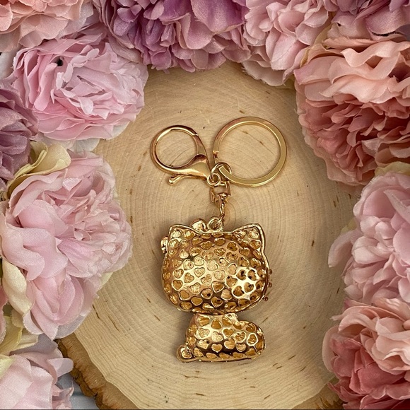 Hello Kitty with Dark Pink Crystal Dress & Bow Keychain Charm - Picture 8 of 11